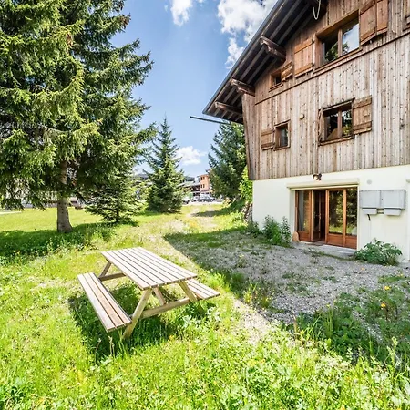 Chalet Demi-chalet Les Trolles 6-8 Pers Taninges